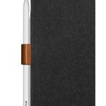 Detail of the grey felt surface with a pen held in the vegan leather side loop