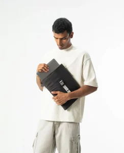 Charcoal Savanna Sleeve Large